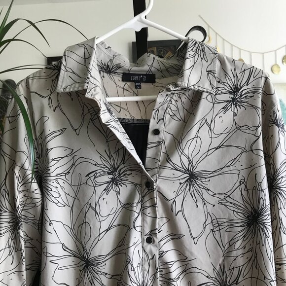 COMFY USA size L Beige Floral Stretch Lagenlook Pleated Back A-Line Tunic Top - Picture 3 of 6